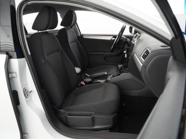 Volkswagen Jetta VI Рестайлинг с пробегом 2017 года, цена 1 347 055 рублей, 106304 км, седан, Автокод Объявления