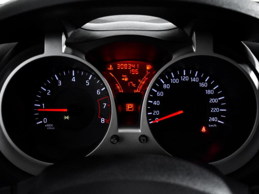 Nissan Juke I Санкт-Петербург  - изображение 19