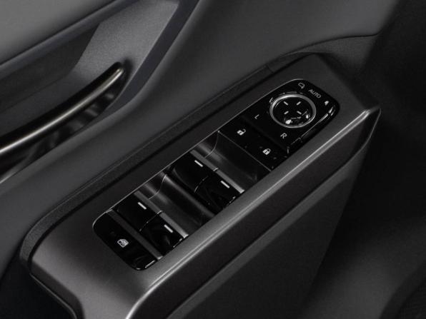 Toyota Wildlander II с пробегом 2026 года, цена 4 739 000 рублей, 19 км, внедорожник, Автокод Объявления