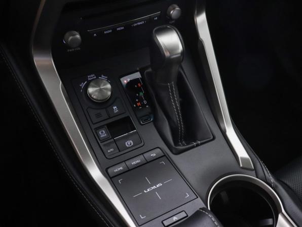 Lexus NX I Рестайлинг с пробегом 2019 года, цена 3 177 000 рублей, 171359 км, внедорожник, Автокод Объявления