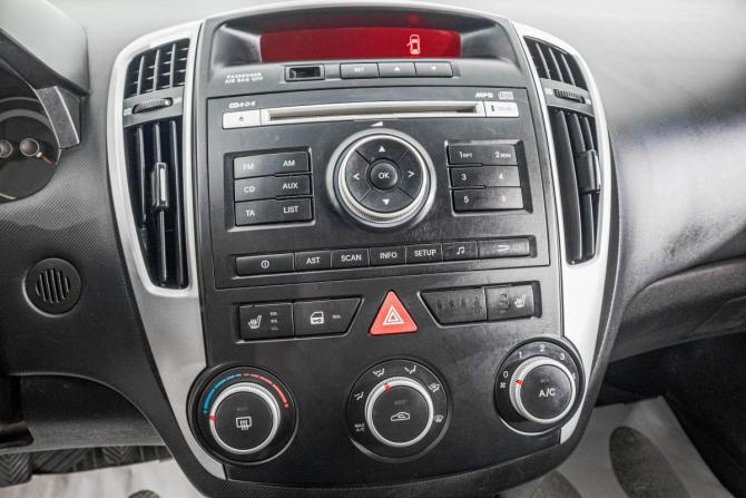 Kia Ceed I Рестайлинг с пробегом 2011 года, цена 839 000 рублей, 244000 км, хэтчбек, Автокод Объявления