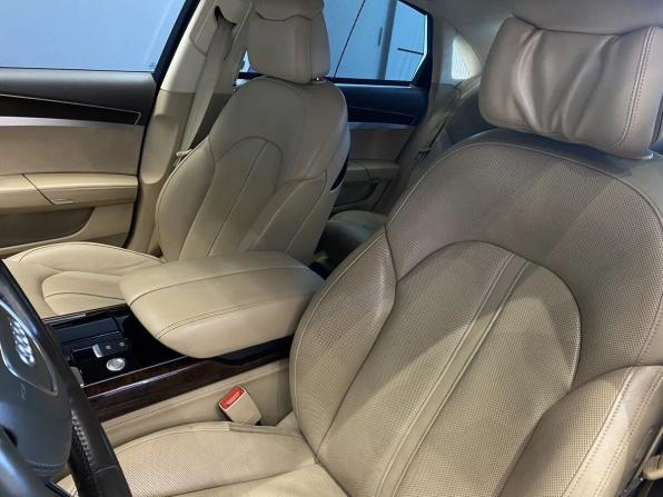 Audi A8 III (D4) Рестайлинг с пробегом 2016 года, цена 2 499 000 рублей, 260900 км, седан, Автокод Объявления