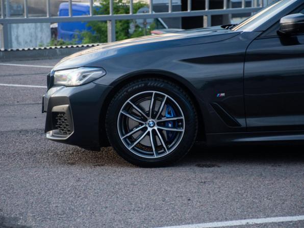 BMW 5 серии VII (G30/G31/G38) Рестайлинг с пробегом 2023 года, цена 5 098 000 рублей, 60000 км, седан, Автокод Объявления