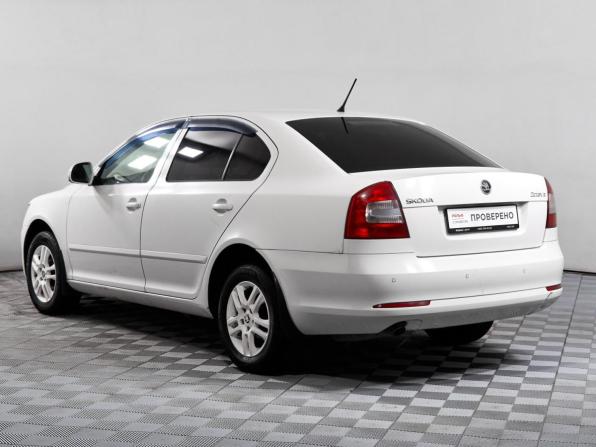 Skoda Octavia II (A5) Рестайлинг с пробегом 2013 года, цена 700 000 рублей, 252058 км, лифтбек, Автокод Объявления