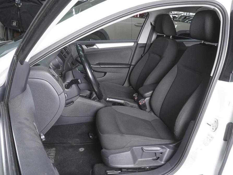 Volkswagen Jetta VI Рестайлинг Ростов-на-Дону  - изображение 10