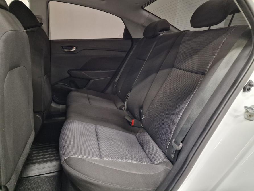 Hyundai Solaris II Москва  - изображение 14