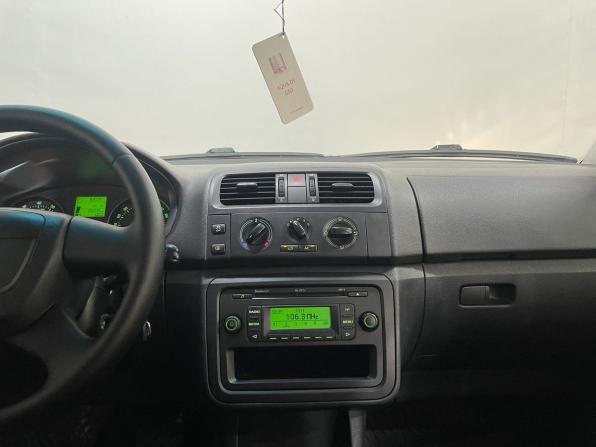 Skoda Fabia II Рестайлинг с пробегом 2011 года, цена 649 000 рублей, 188033 км, хэтчбек, Автокод Объявления