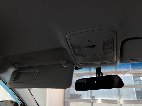 Toyota RAV4 IV (XA40) Рестайлинг с пробегом 2016 года, цена 1 899 000 рублей, 380274 км, внедорожник, Автокод Объявления