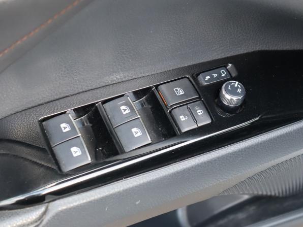 Toyota Camry VIII (XV70) с пробегом 2019 года, цена 2 700 000 рублей, 133358 км, седан, Автокод Объявления