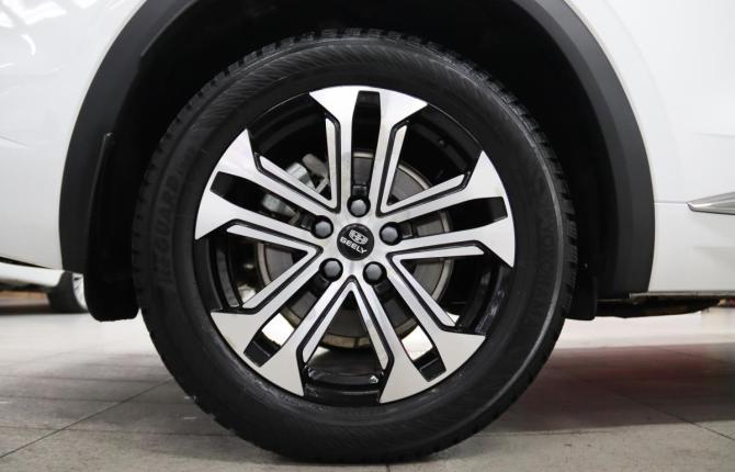 Geely Monjaro I с пробегом 2024 года, цена 3 595 950 рублей, 45470 км, внедорожник, Автокод Объявления