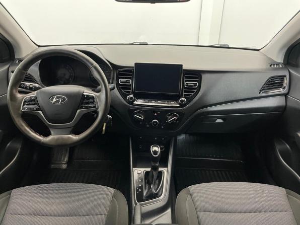 Hyundai Solaris II Рестайлинг с пробегом 2020 года, цена 1 390 000 рублей, 132833 км, седан, Автокод Объявления