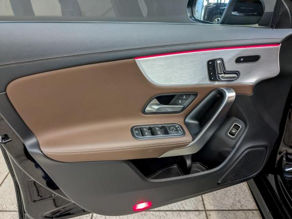 Mercedes-Benz CLA II (C118 X118) с пробегом 2021 года, цена 3 699 000 рублей, 88951 км, седан, Автокод Объявления