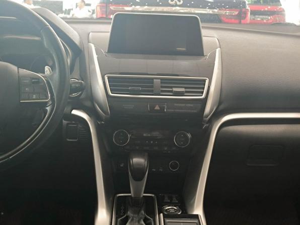 Mitsubishi Eclipse Cross I с пробегом 2018 года, цена 1 720 000 рублей, 204994 км, внедорожник, Автокод Объявления