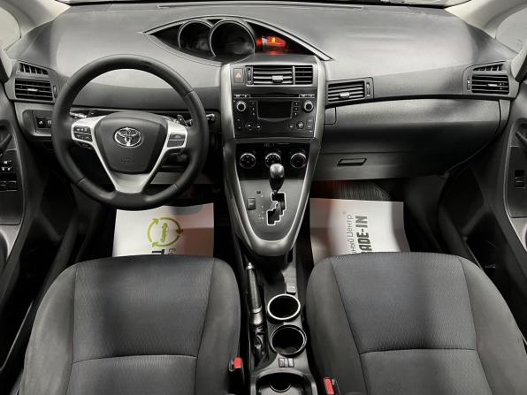 Toyota Verso I Рестайлинг с пробегом 2014 года, цена 1 355 000 рублей, 134000 км, компактвэн, Автокод Объявления