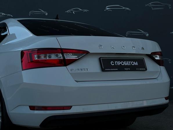 Skoda Superb III Рестайлинг с пробегом 2021 года, цена 2 695 300 рублей, 113074 км, лифтбек, Автокод Объявления