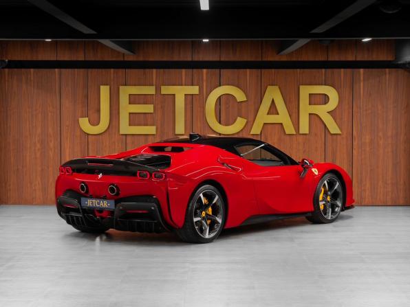 Ferrari SF90 I с пробегом 2021 года, цена 45 000 000 рублей, 105 км, купе, Автокод Объявления