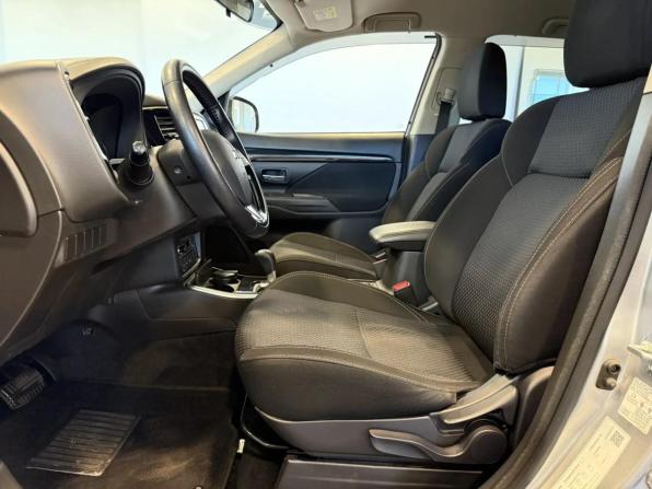 Mitsubishi Outlander III Рестайлинг 3 с пробегом 2019 года, цена 1 850 000 рублей, 188671 км, внедорожник, Автокод Объявления