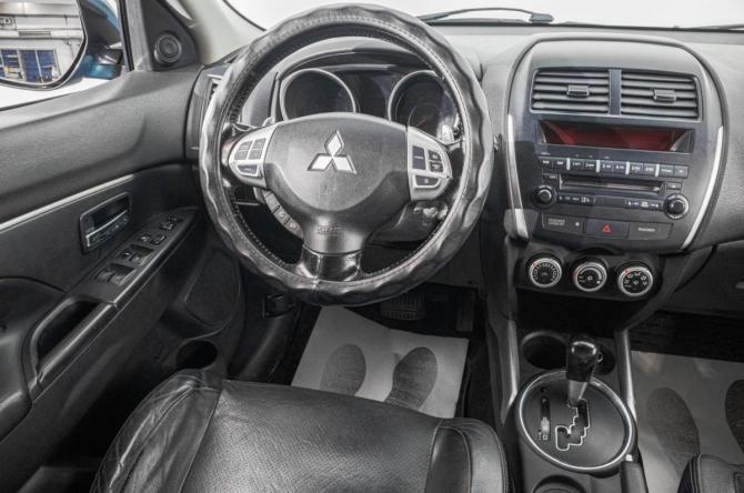 Mitsubishi ASX I с пробегом 2010 года, цена 1 099 000 рублей, 195000 км, внедорожник, Автокод Объявления