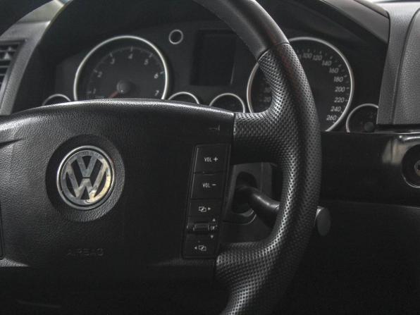Volkswagen Touareg I с пробегом 2005 года, цена 839 900 рублей, 440000 км, внедорожник, Автокод Объявления
