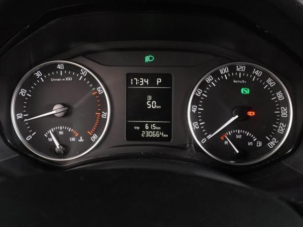 Skoda Octavia II (A5) Рестайлинг с пробегом 2011 года, цена 899 000 рублей, 230664 км, лифтбек, Автокод Объявления