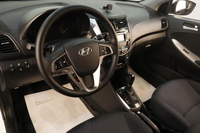 Hyundai Solaris I Рестайлинг с пробегом 2014 года, цена 1 049 000 рублей, 138300 км, седан, Автокод Объявления