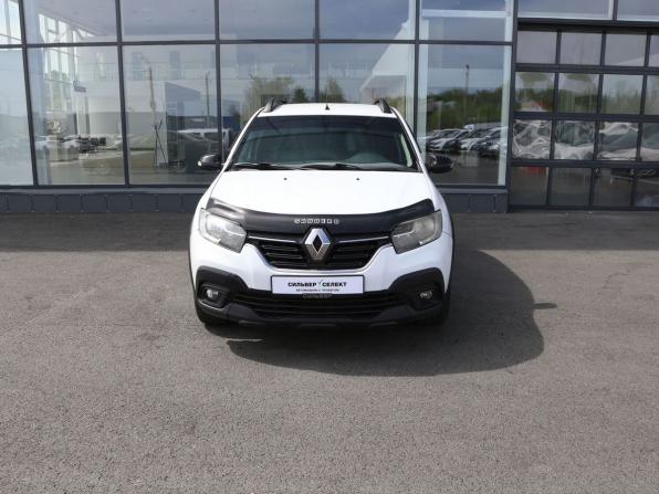 Renault Sandero II Рестайлинг с пробегом 2019 года, цена 930 000 рублей, 92590 км, хэтчбек, Автокод Объявления