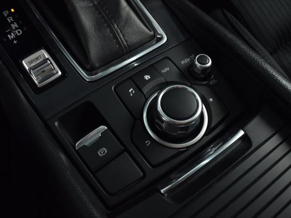 Mazda 6 III (GJ) Рестайлинг 2 с пробегом 2018 года, цена 1 795 997 рублей, 130133 км, седан, Автокод Объявления