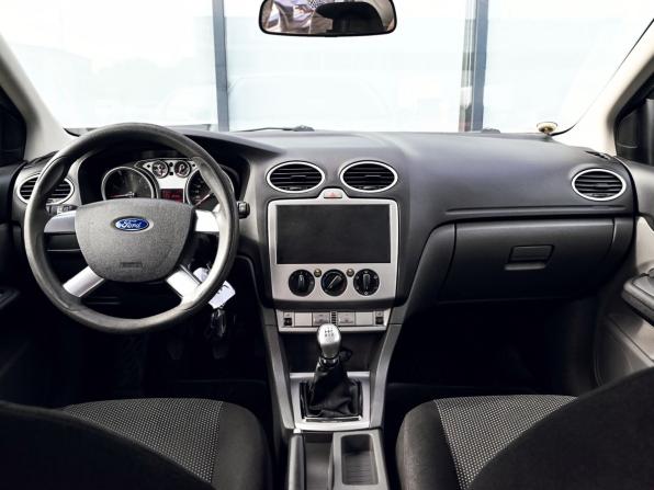 Ford Focus II Рестайлинг с пробегом 2011 года, цена 749 000 рублей, 129255 км, хэтчбек, Автокод Объявления