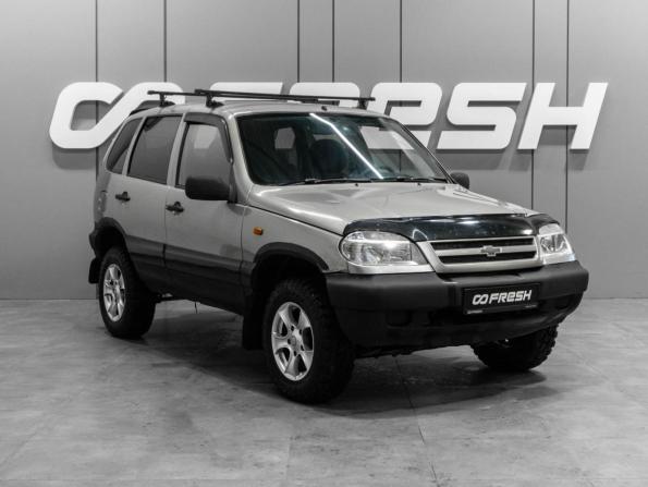 Chevrolet Niva I с пробегом 2009 года, цена 400 000 рублей, 233970 км, внедорожник, Автокод Объявления