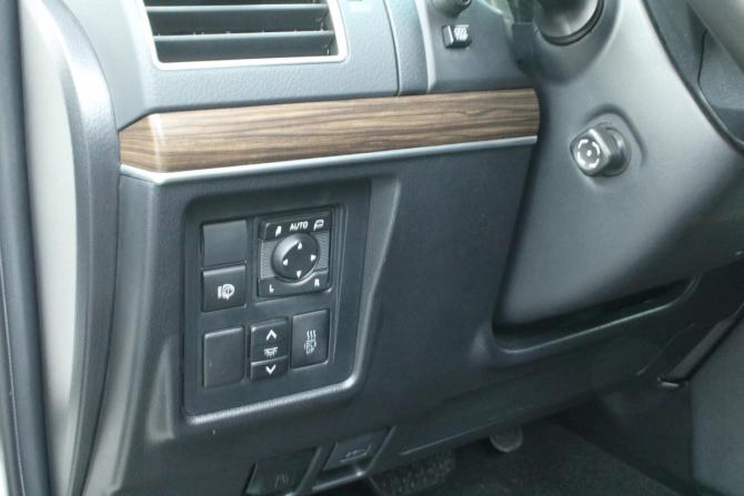 Toyota Land Cruiser Prado 150 Series Рестайлинг 2 с пробегом 2019 года, цена 4 480 000 рублей, 320210 км, внедорожник, Автокод Объявления