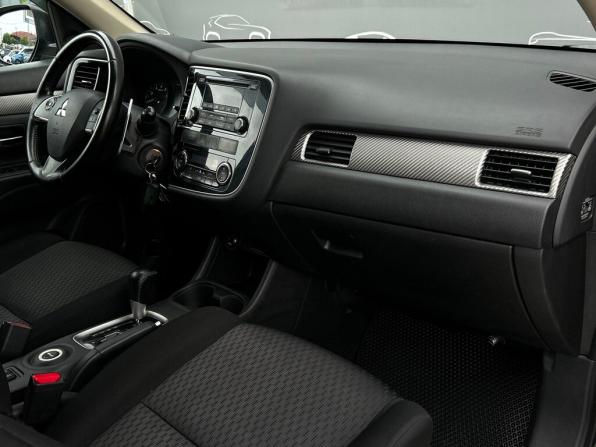 Mitsubishi Outlander III Рестайлинг с пробегом 2014 года, цена 1 396 700 рублей, 204051 км, внедорожник, Автокод Объявления