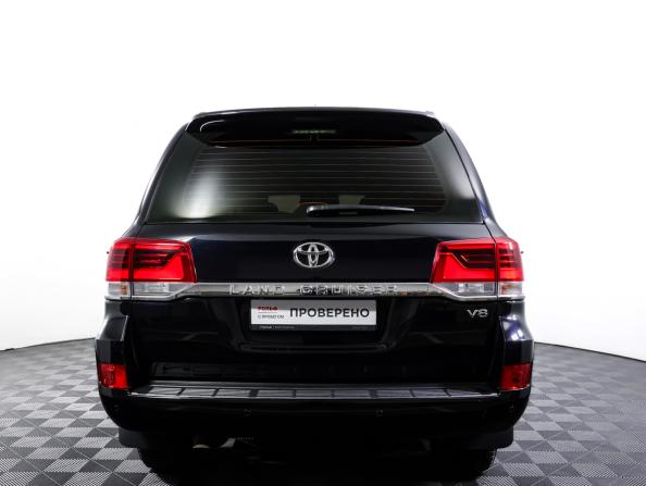 Toyota Land Cruiser 200 Series Рестайлинг 2 с пробегом 2019 года, цена 8 387 000 рублей, 31050 км, внедорожник, Автокод Объявления