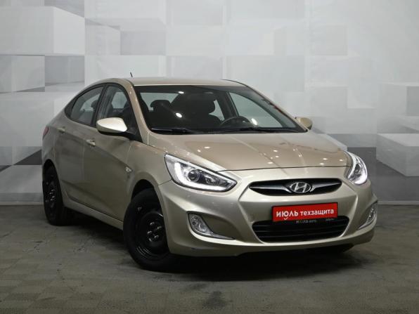 Hyundai Solaris I с пробегом 2013 года, цена 830 000 рублей, 198737 км, седан, Автокод Объявления
