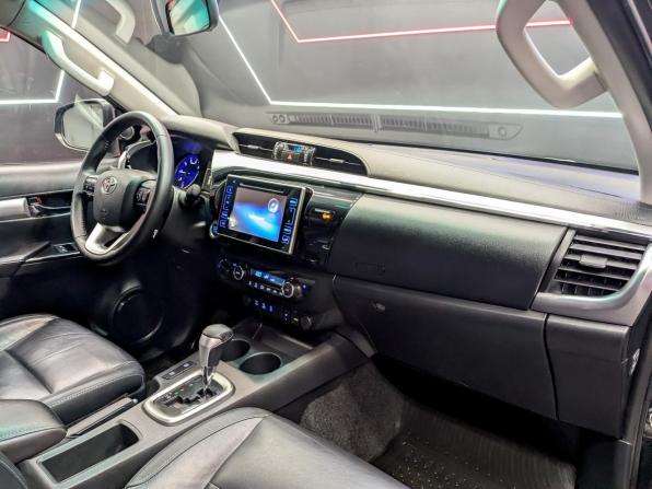 Toyota Hilux VIII с пробегом 2017 года, цена 2 900 000 рублей, 247439 км, offers.body_type.unknown, Автокод Объявления