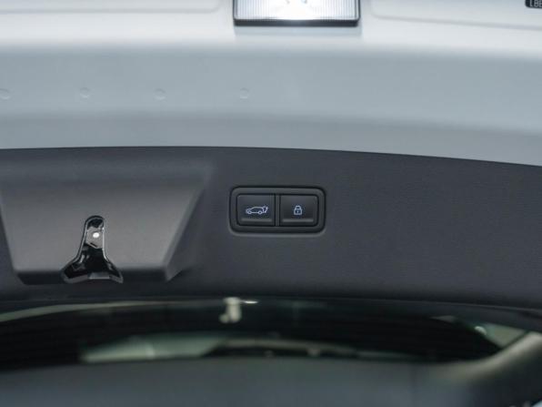 Hyundai Santa Fe V (MX5) с пробегом 2026 года, цена 5 500 000 рублей, 21 км, внедорожник, Автокод Объявления