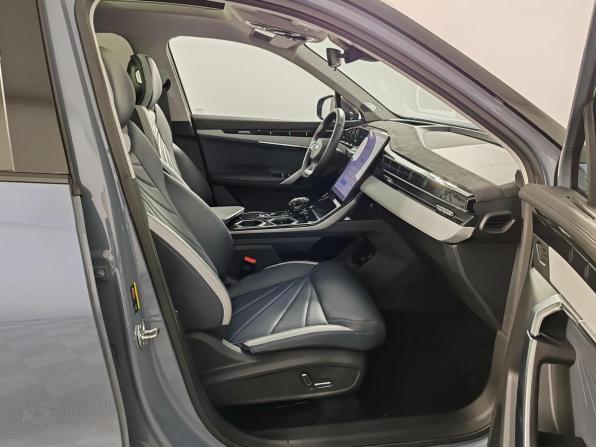 Geely Atlas II с пробегом 2024 года, цена 2 899 000 рублей, 13667 км, внедорожник, Автокод Объявления