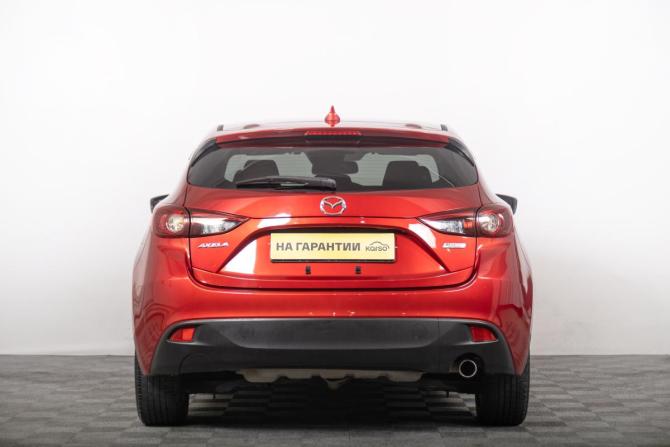 Mazda Axela III с пробегом 2015 года, цена 1 329 000 рублей, 105418 км, хэтчбек, Автокод Объявления