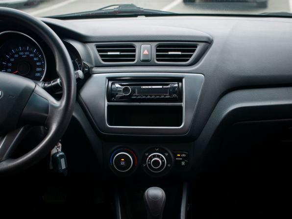 Kia Rio III с пробегом 2012 года, цена 700 000 рублей, 187611 км, седан, Автокод Объявления