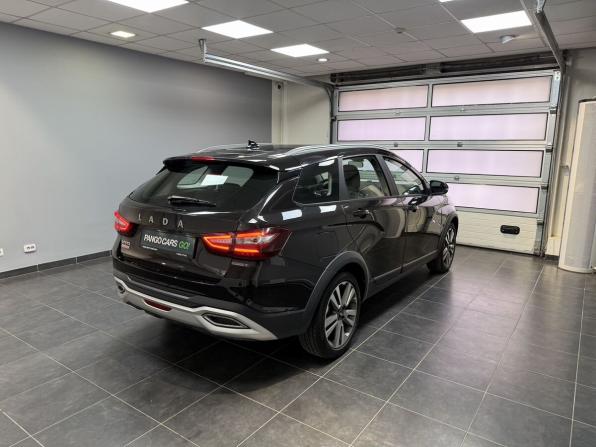Lada (ВАЗ) Vesta I Рестайлинг (NG) с пробегом 2024 года, цена 1 550 000 рублей, 43360 км, универсал, Автокод Объявления