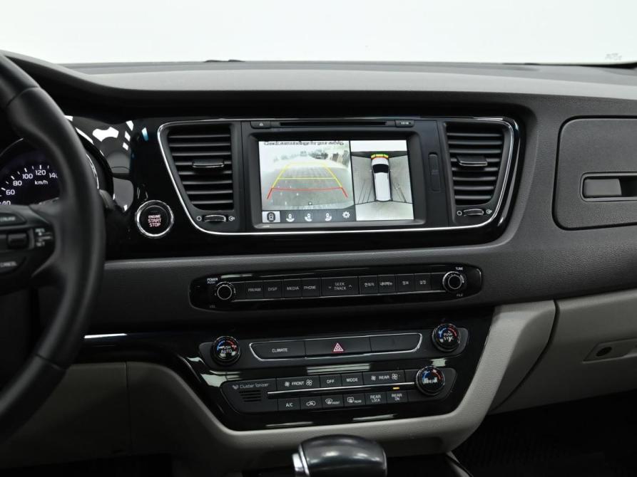 Kia Carnival III Москва  - изображение 8