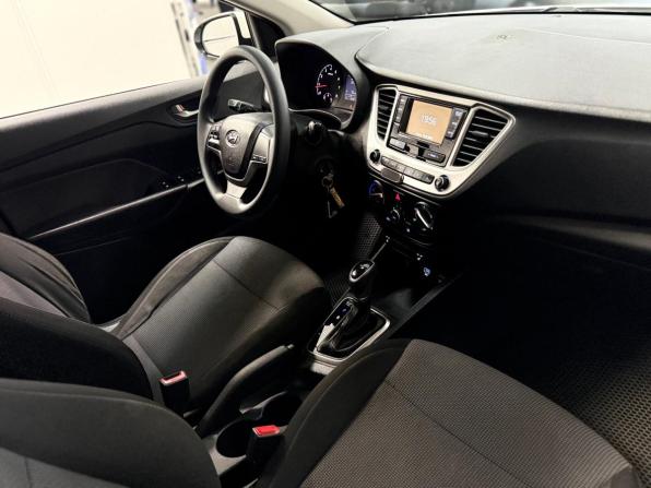 Hyundai Solaris II с пробегом 2019 года, цена 1 150 000 рублей, 135000 км, седан, Автокод Объявления