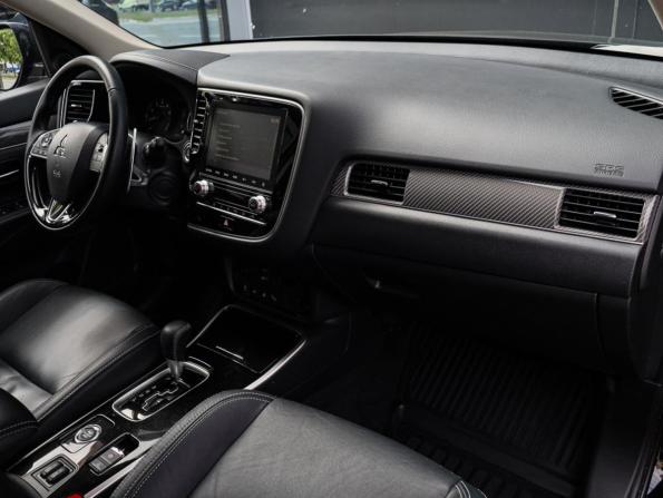 Mitsubishi Outlander III Рестайлинг 3 с пробегом 2021 года, цена 3 197 000 рублей, 29061 км, внедорожник, Автокод Объявления