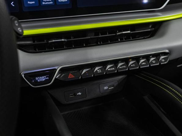 Geely Coolray I Рестайлинг с пробегом 2023 года, цена 2 099 000 рублей, 42601 км, внедорожник, Автокод Объявления