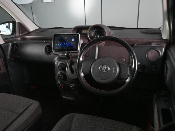 Toyota Spade с пробегом 2012 года, цена 1 060 000 рублей, 160157 км, микровэн, Автокод Объявления