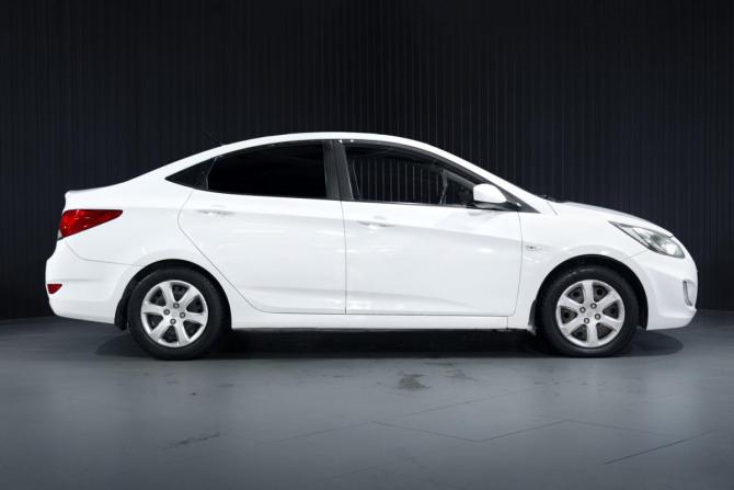 Hyundai Solaris I с пробегом 2012 года, цена 600 000 рублей, 249473 км, седан, Автокод Объявления
