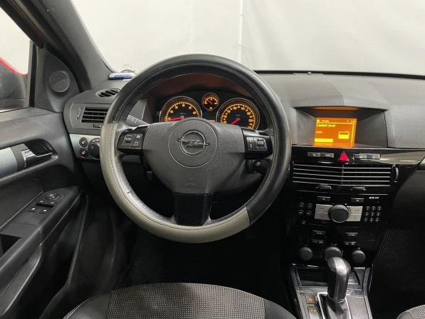 Opel Astra H Рестайлинг с пробегом 2010 года, цена 540 000 рублей, 261084 км, хэтчбек, Автокод Объявления