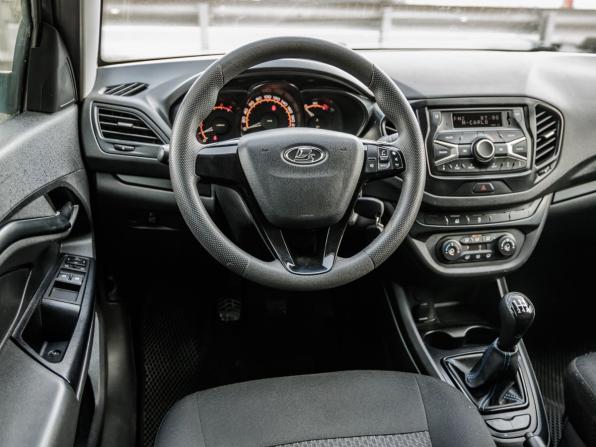 Lada (ВАЗ) Vesta I с пробегом 2021 года, цена 898 000 рублей, 75205 км, седан, Автокод Объявления