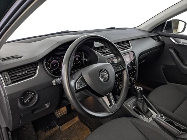Skoda Octavia III (A7) Рестайлинг с пробегом 2020 года, цена 1 950 000 рублей, 116441 км, лифтбек, Автокод Объявления
