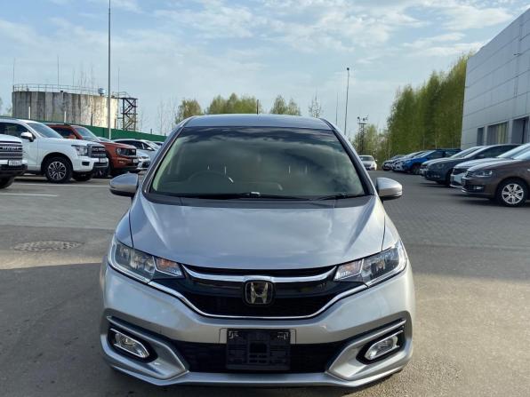Honda Fit III Рестайлинг с пробегом 2019 года, цена 1 450 000 рублей, 76285 км, хэтчбек, Автокод Объявления