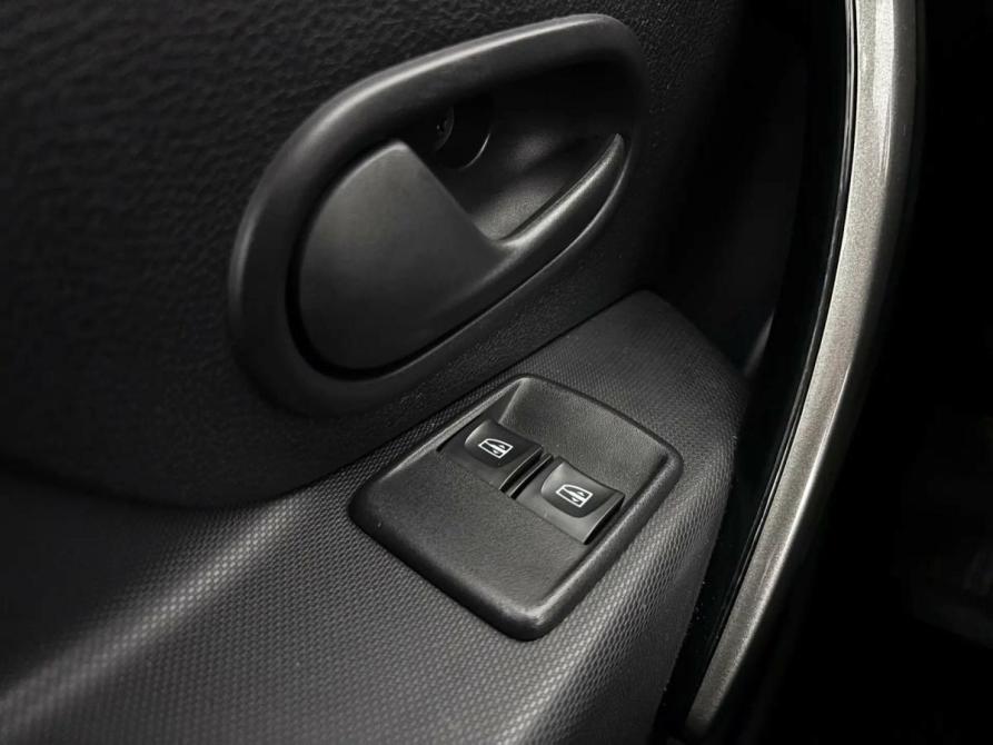 Renault Logan II Рестайлинг Псков  - изображение 16